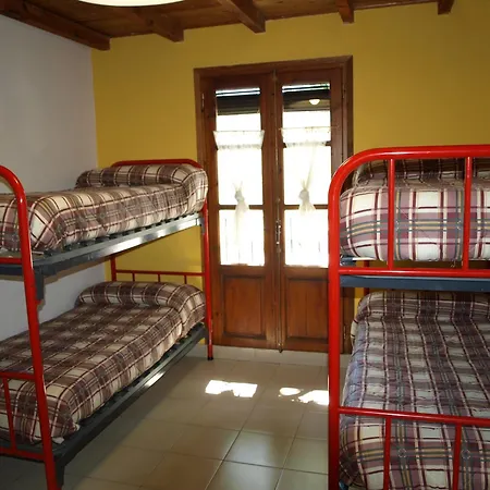- Morillo De Tou Hostel